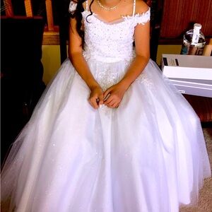 White flower girl dress